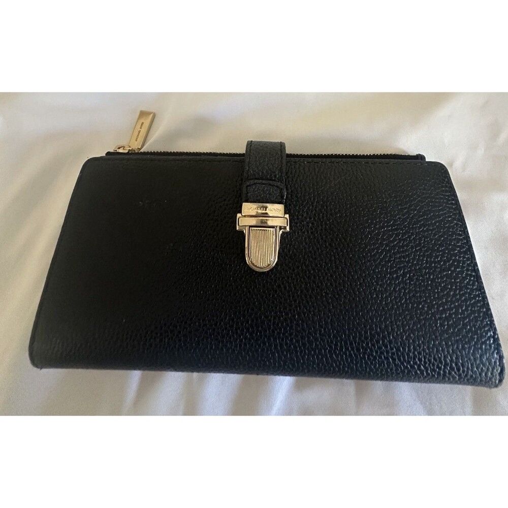 MICHAEL KORS Vintage MERCER Continental Wallet Pebbled Leather Black